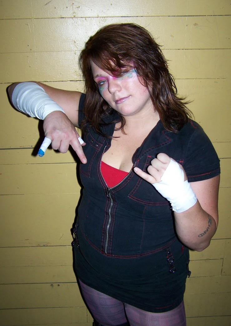 Mickie Knuckles