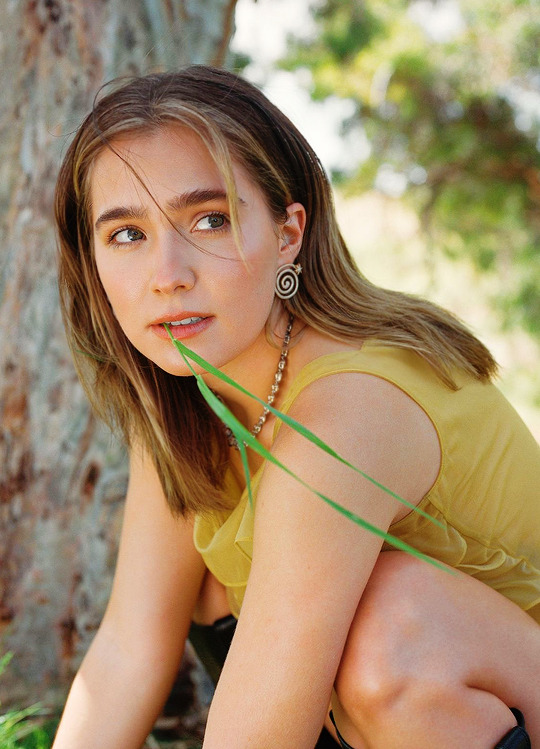 Haley Lu Richardson Haley Lu Richardson