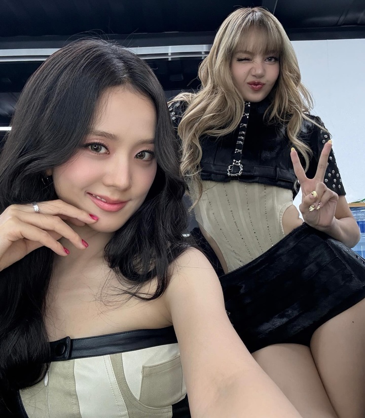 Black Pink