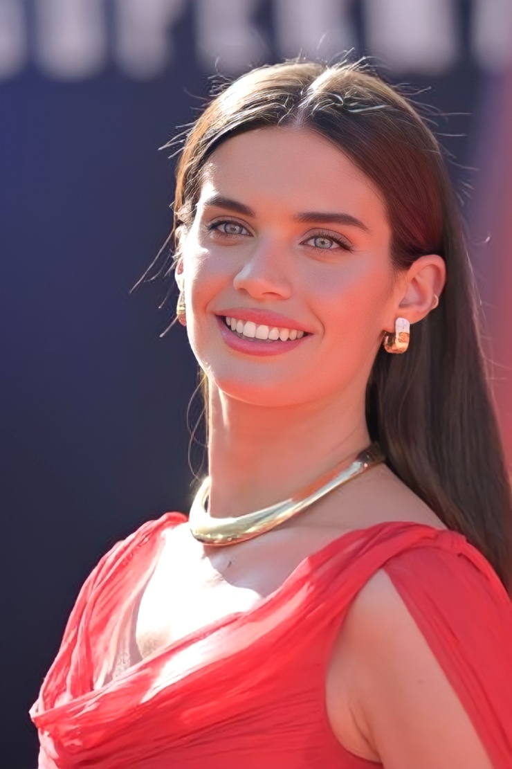 Sara Sampaio Sara Sampaio