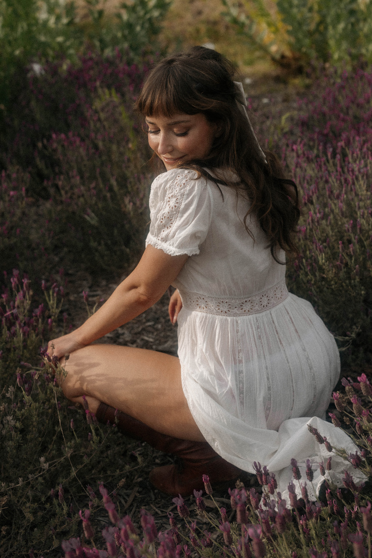 Milana Vayntrub Milana Vayntrub