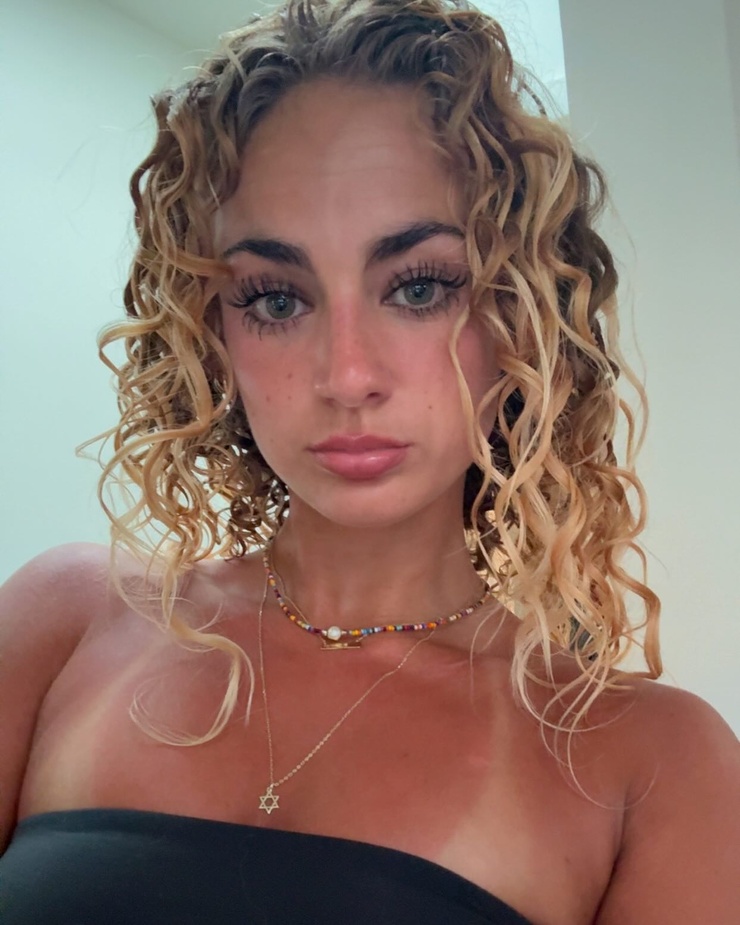 Claire Stone