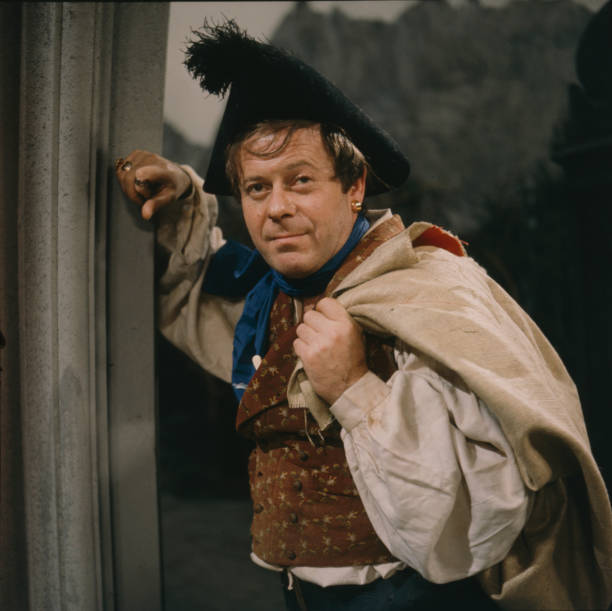 Aubrey Morris