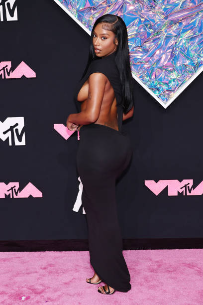 Raven TRACY Raven TRACY