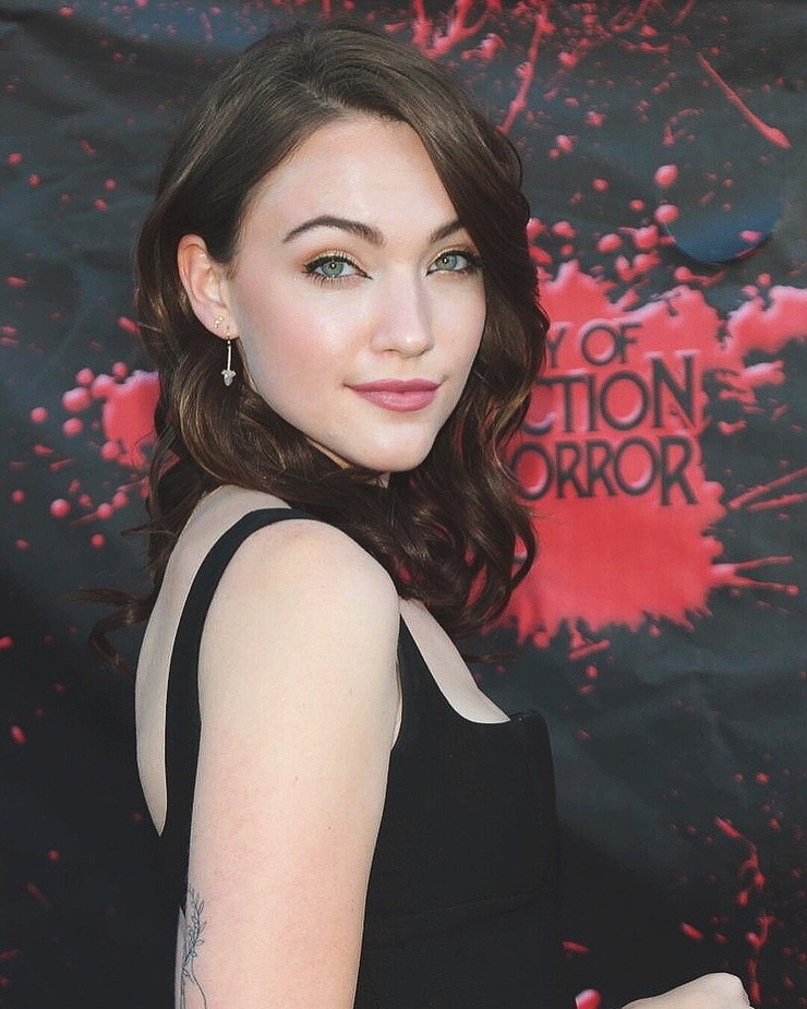 Violett Beane Violett Beane