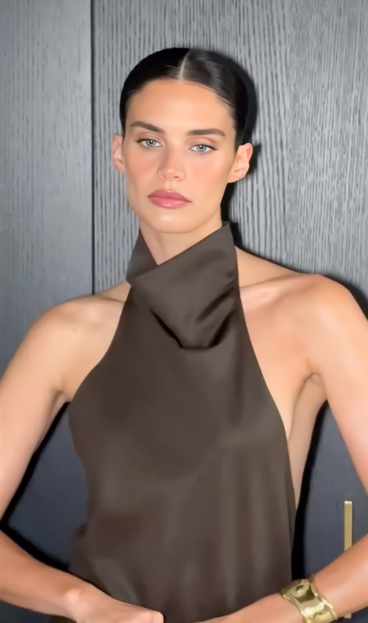 Sara Sampaio Sara Sampaio