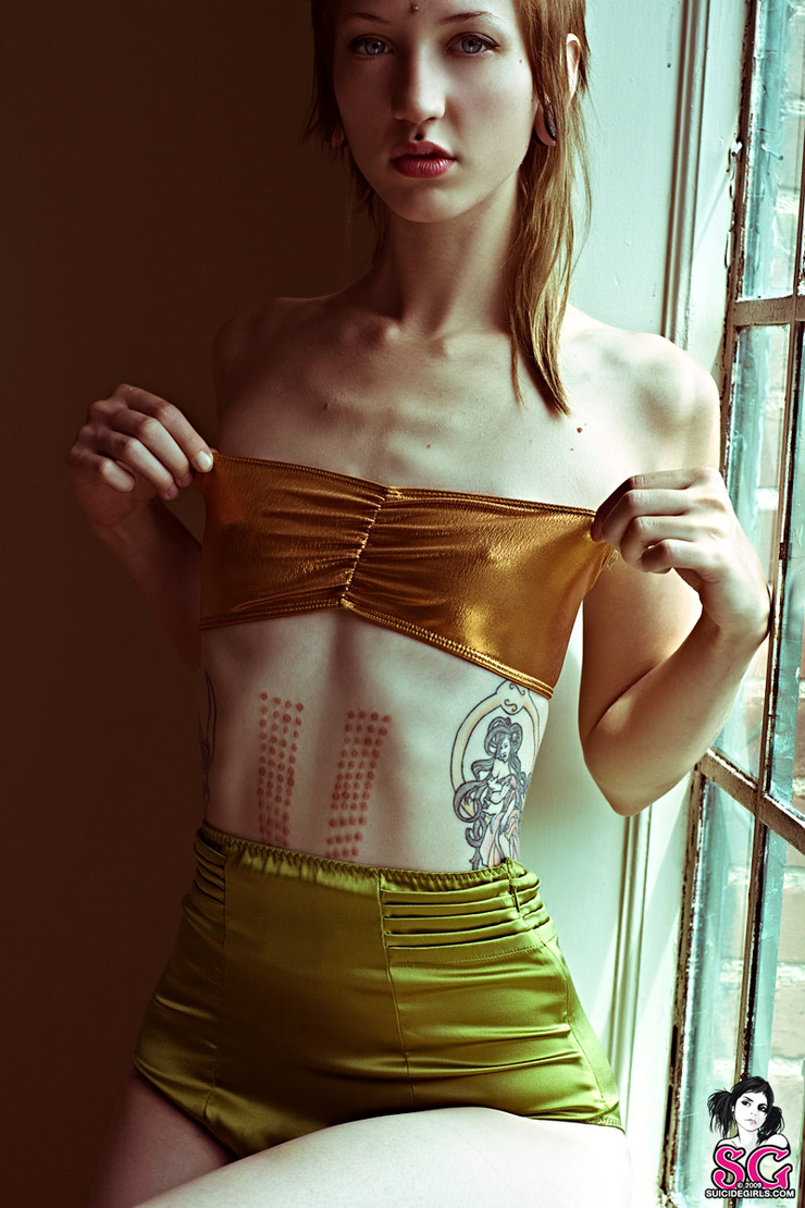 Chunni Suicide Chunni Suicide