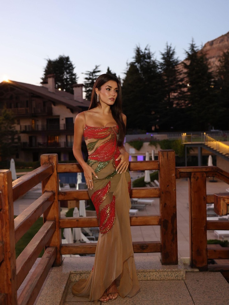 Hande Erçel Hande Erçel