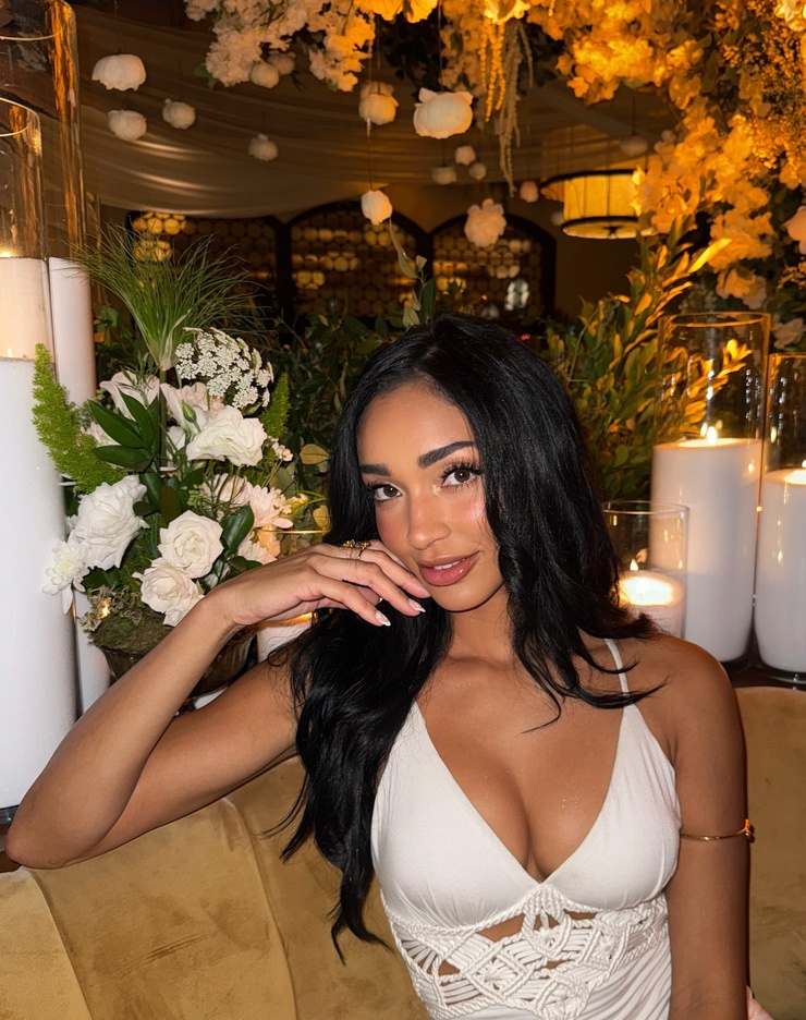 Courtney Allegra