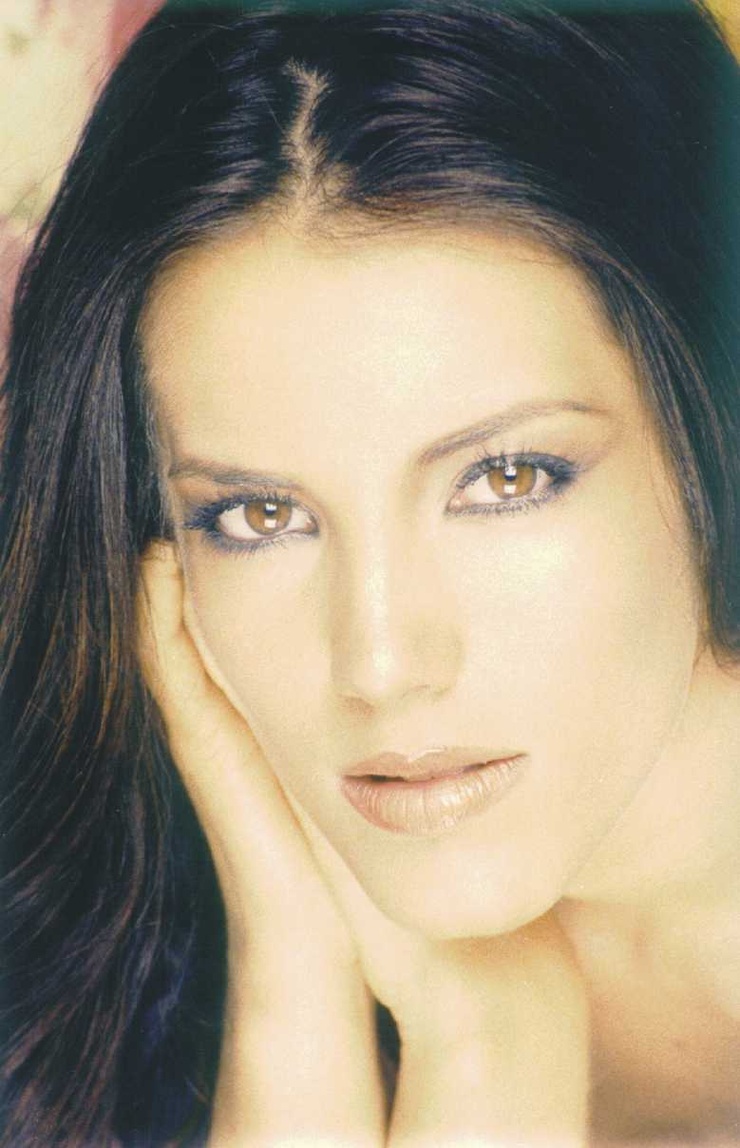 Gaby Espino