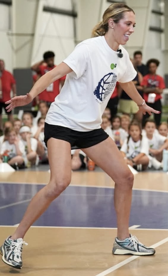Lexie Hull