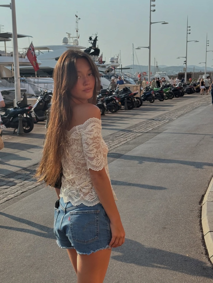 Lily Chee Lily Chee