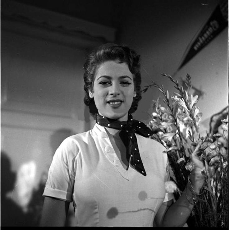 Anilza Leoni