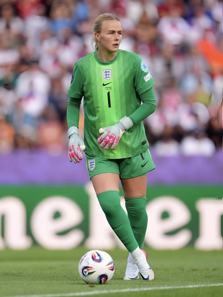 Hannah Hampton