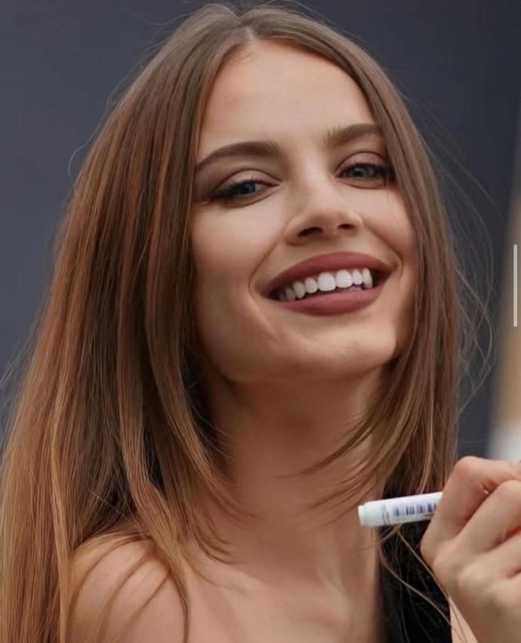 Xenia Tchoumitcheva Xenia Tchoumitcheva