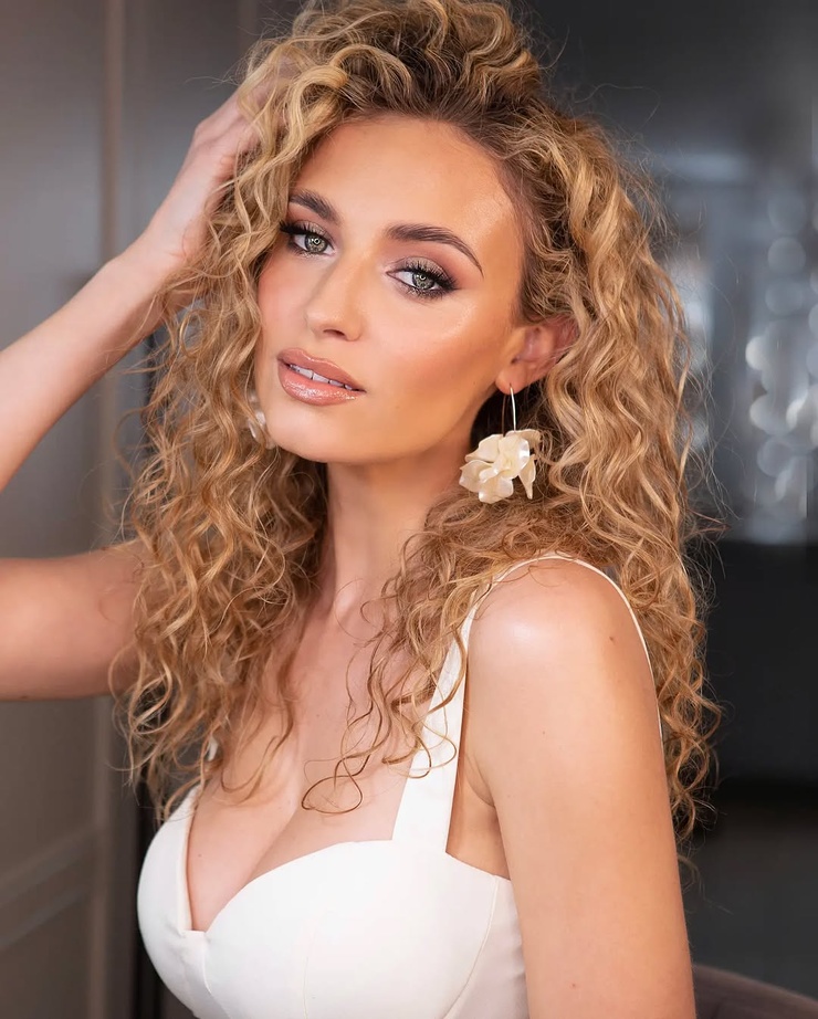 Isabelle Stickland Isabelle Stickland