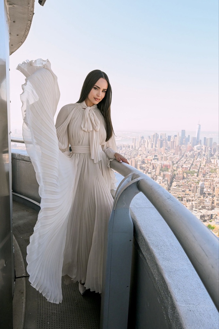 Sofia Carson