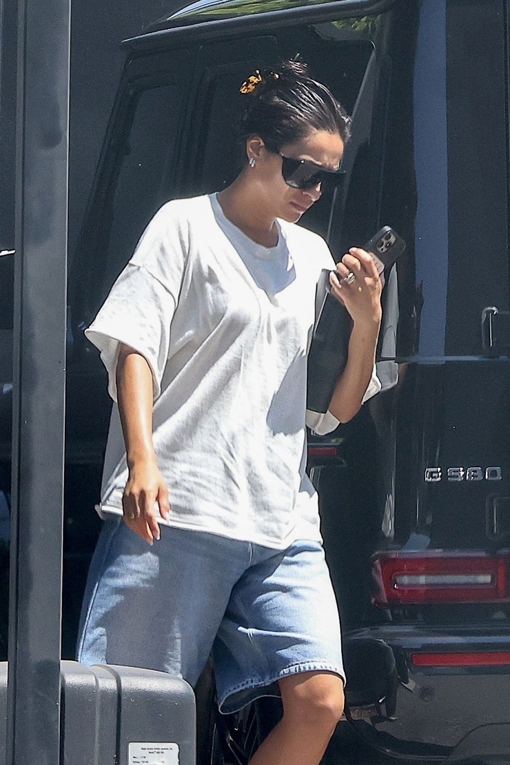 Shay Mitchell