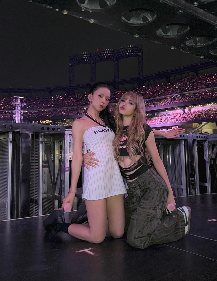 Black Pink
