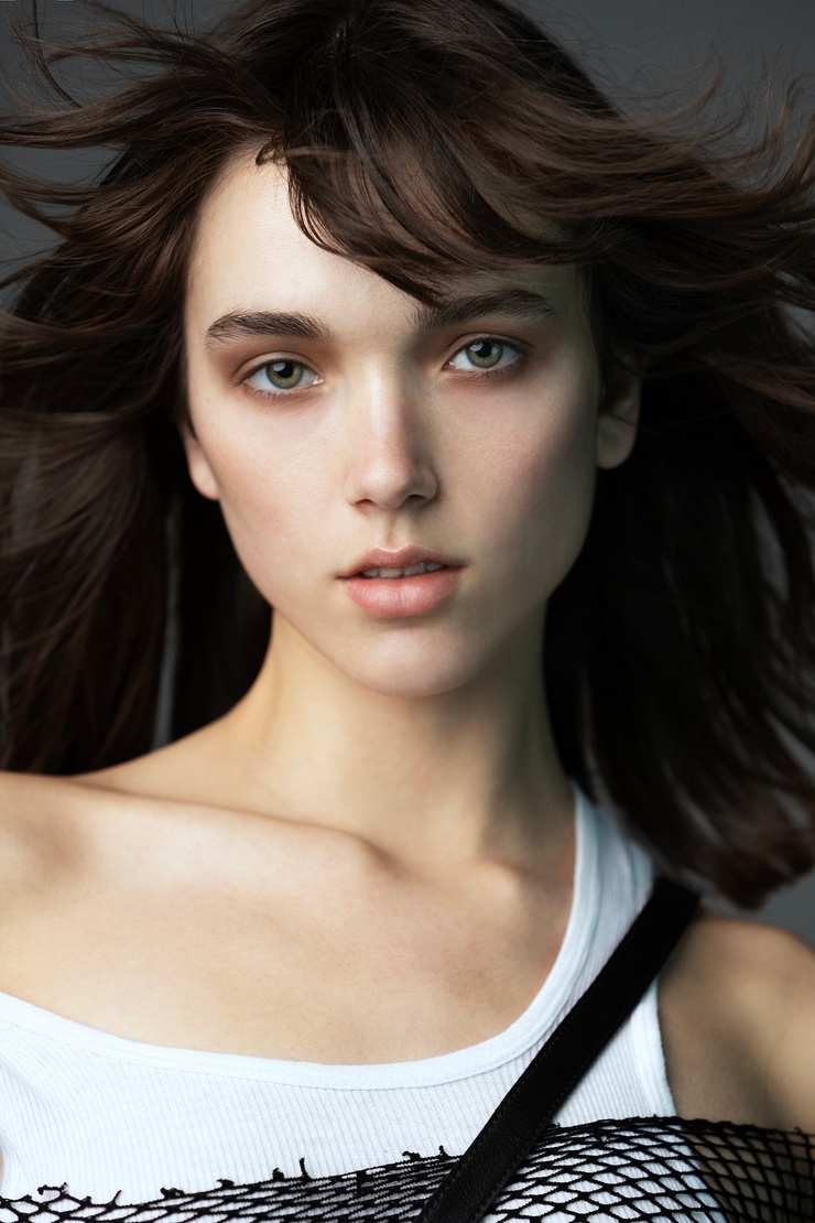 Bella Drew