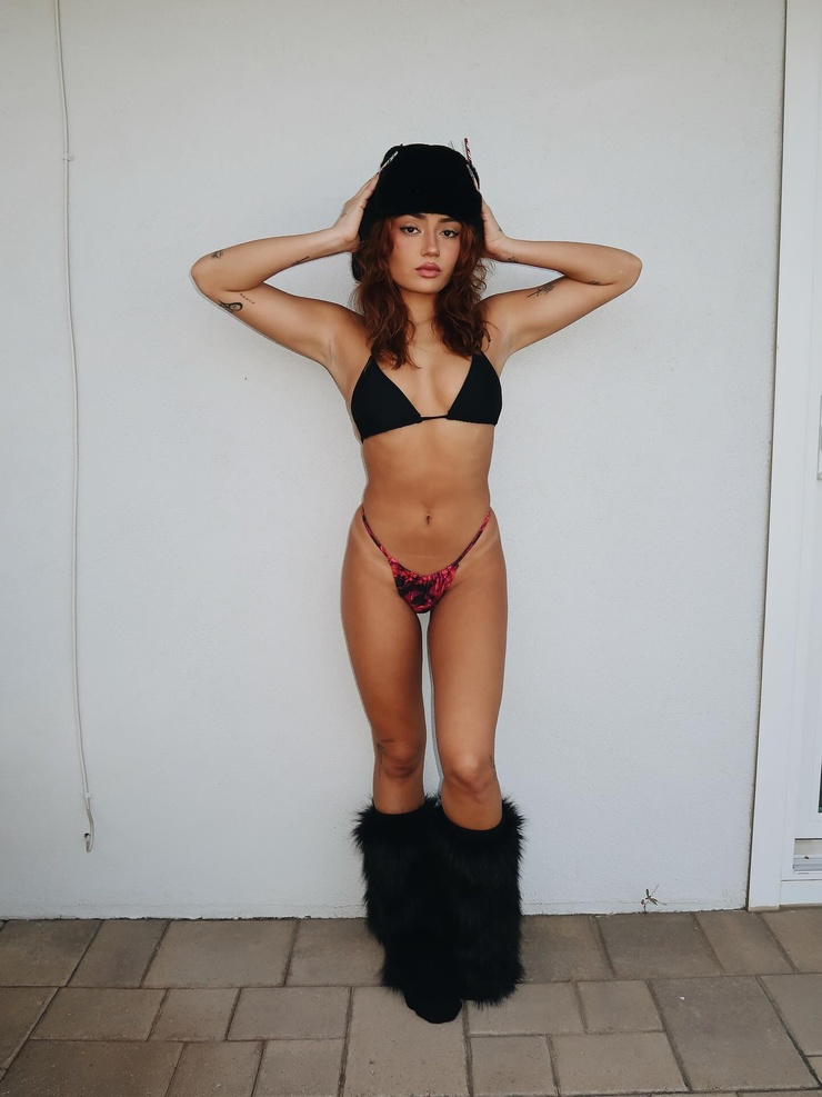 Avani Gregg