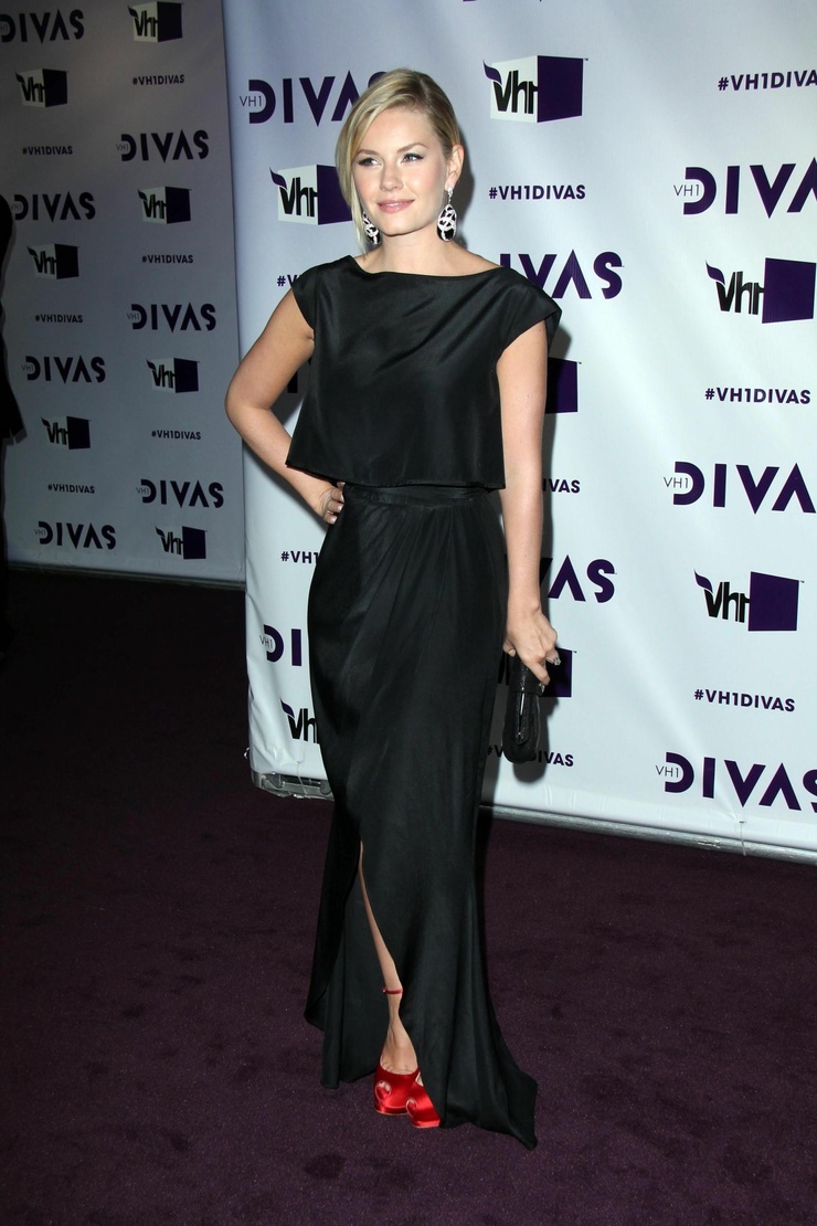 Elisha Cuthbert Elisha Cuthbert