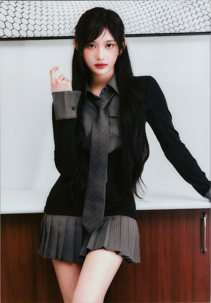 Hyun-seo Lee Hyun-seo Lee