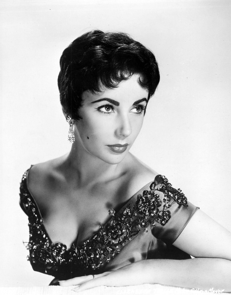 Elizabeth Taylor Elizabeth Taylor