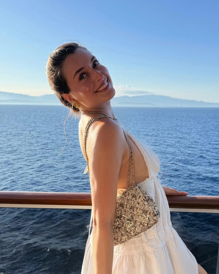 Jessica Clements Jessica Clements