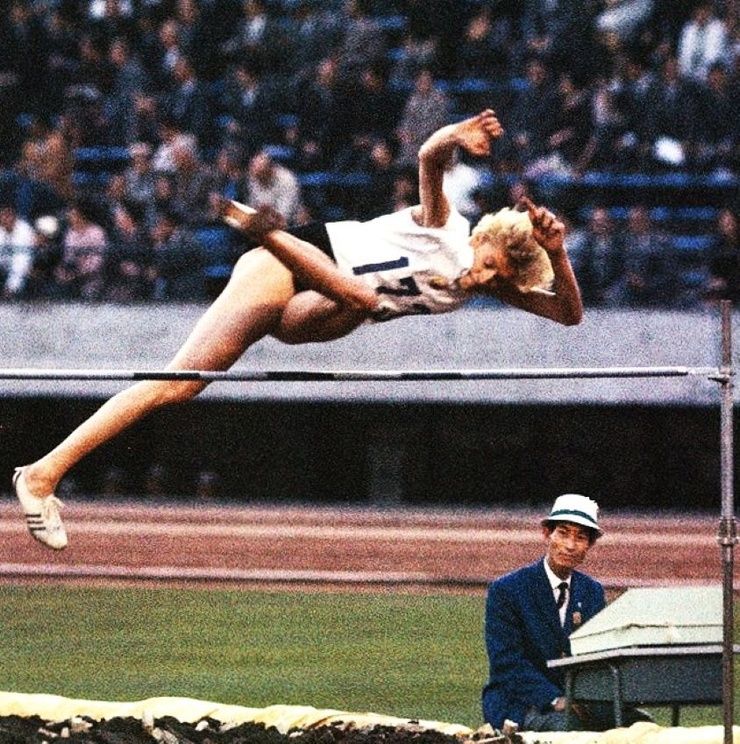 Iolanda Balaș