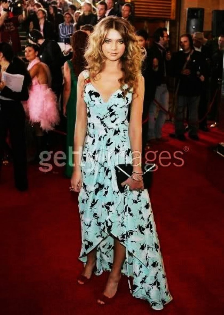 Indiana Evans Indiana Evans