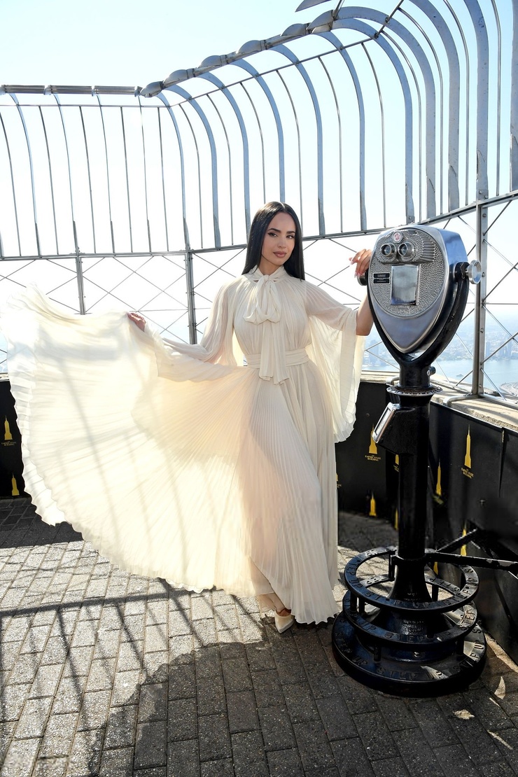 Sofia Carson