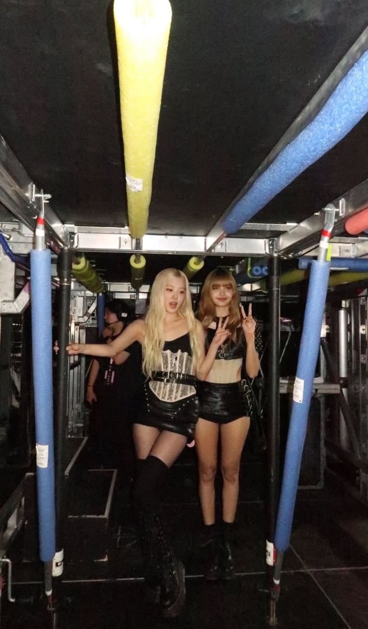 Black Pink