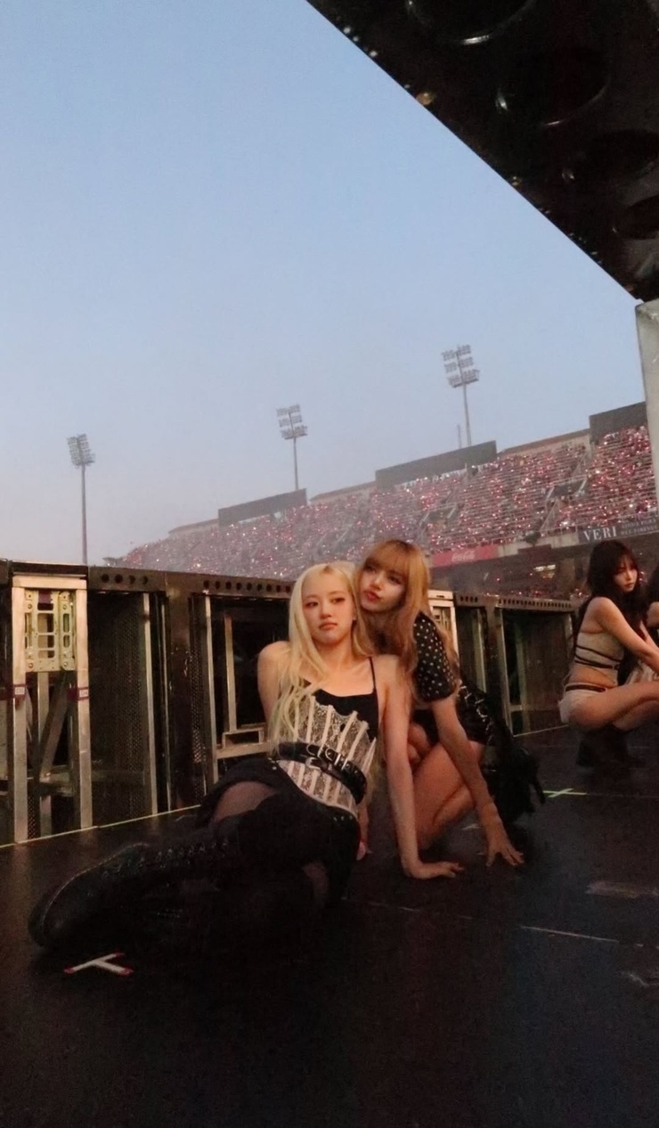 Black Pink