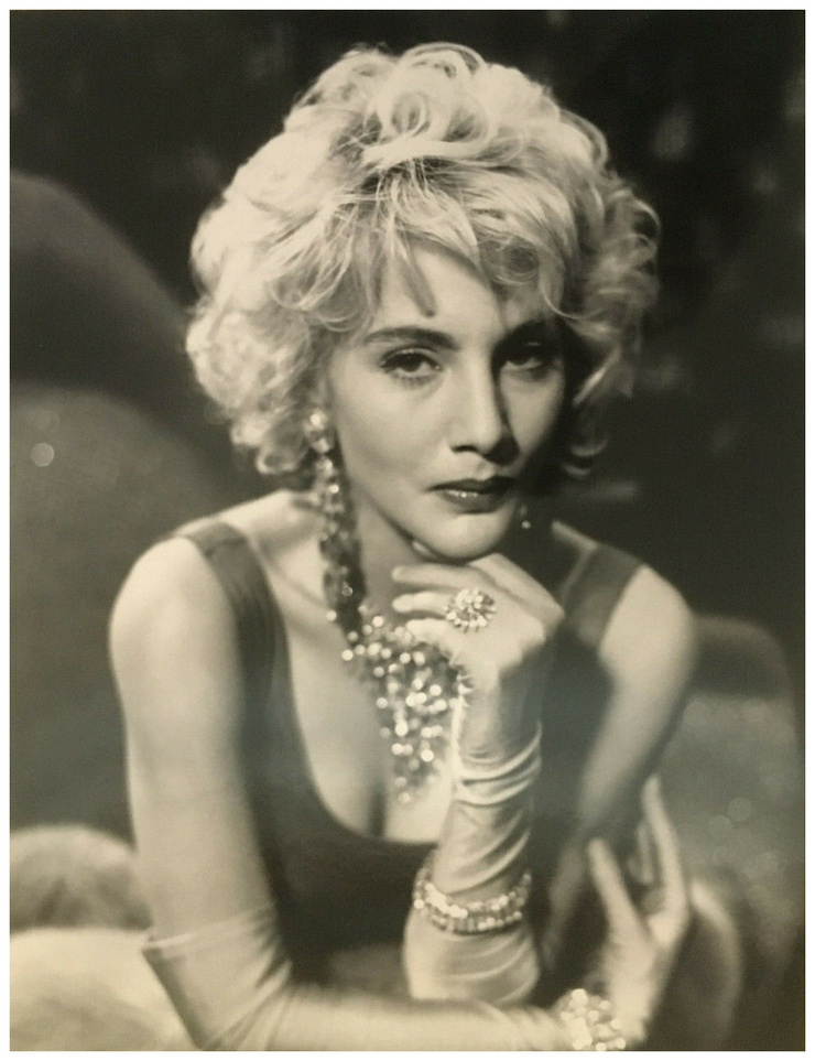 Jenny Wright