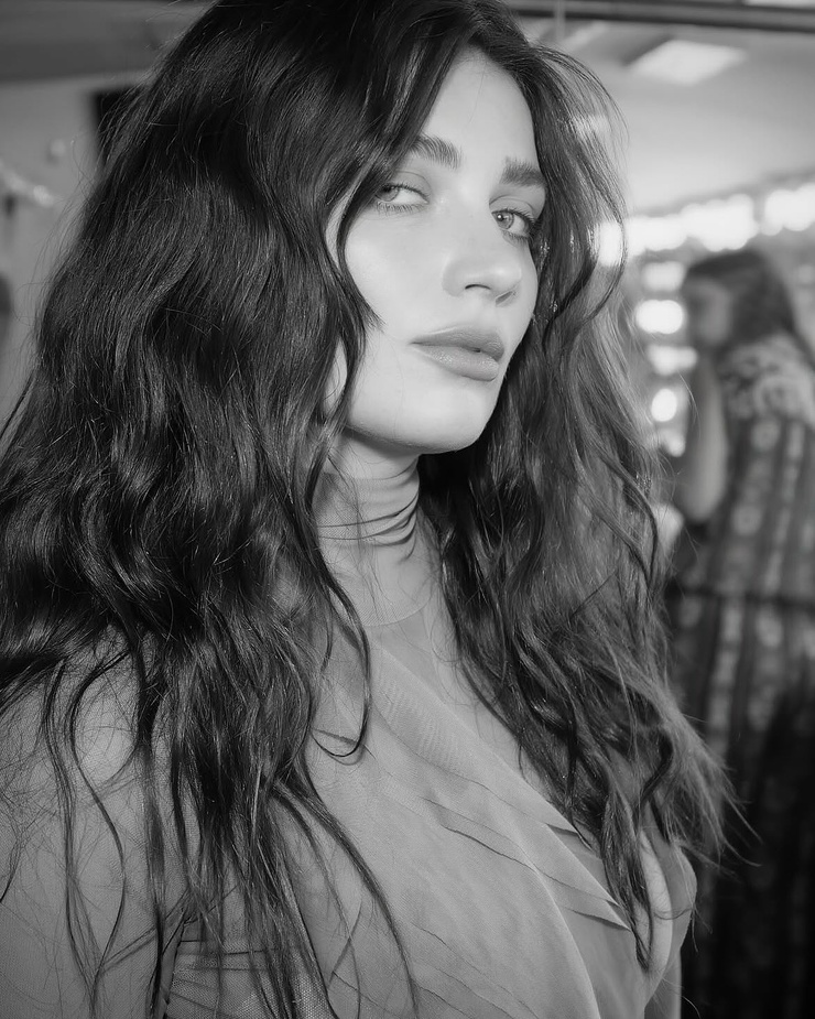 Eve Hewson Eve Hewson