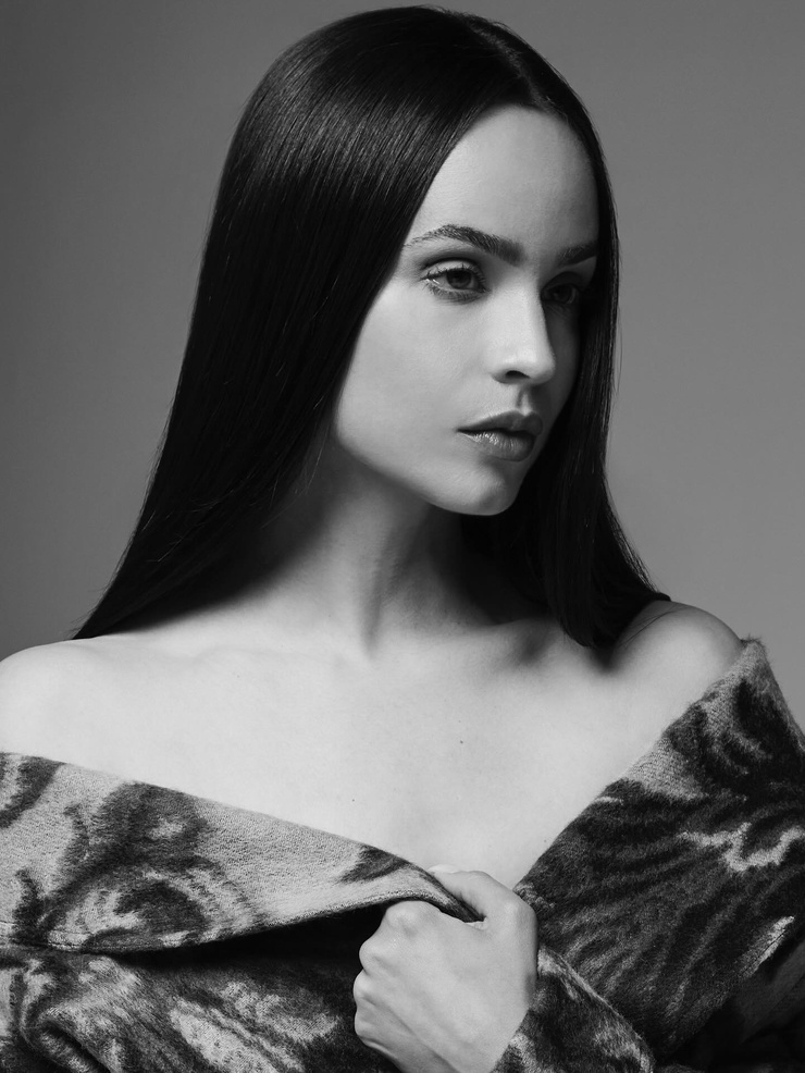 Sofia Carson