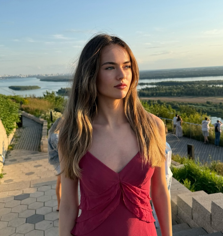 Kristina Pimenova Kristina Pimenova
