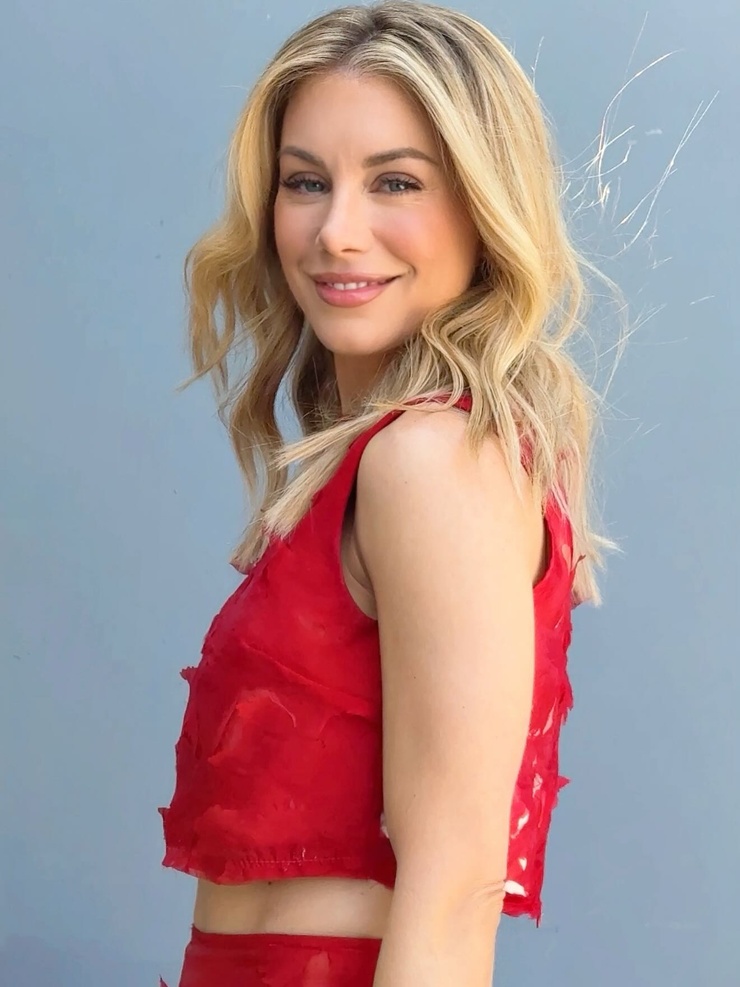 Jennifer Holland