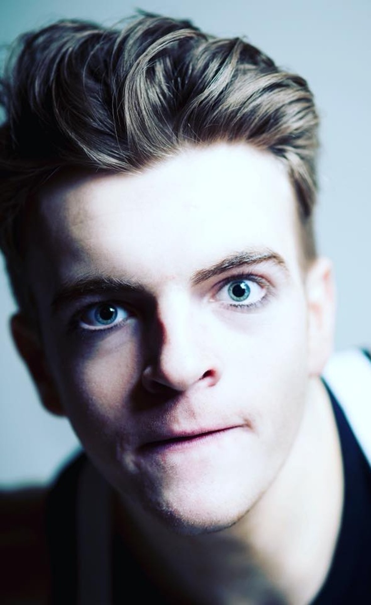 Jonno Davies