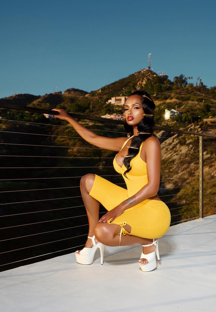 Lola Monroe