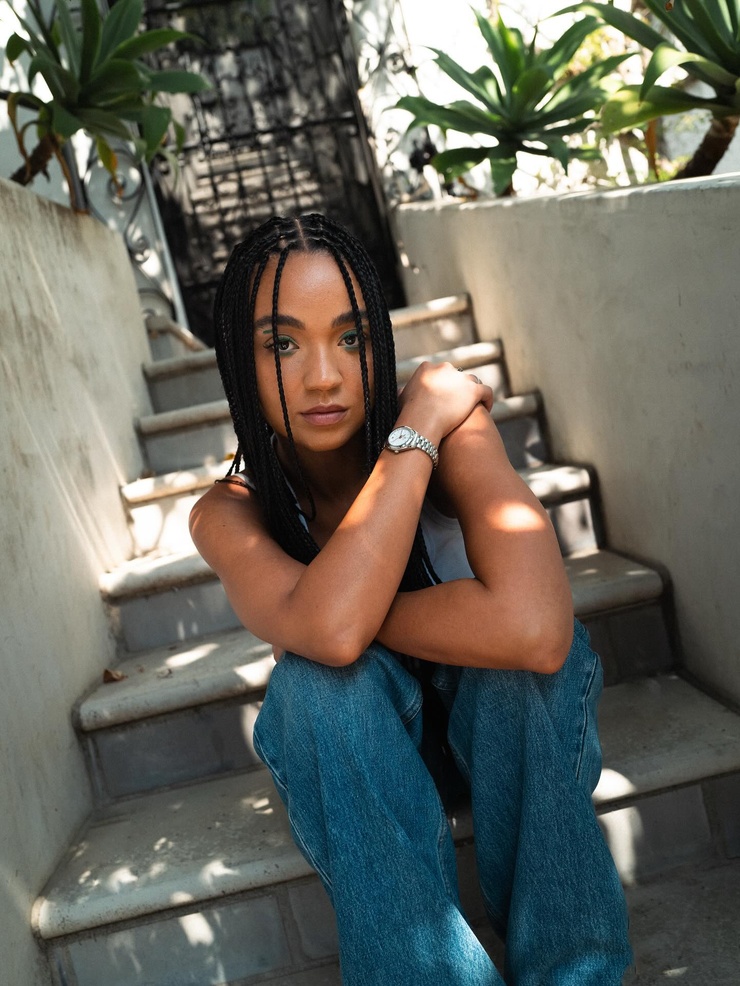 Aisha Dee