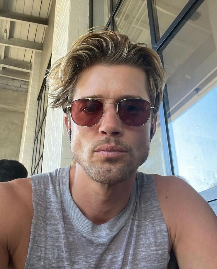 Drew Van Acker