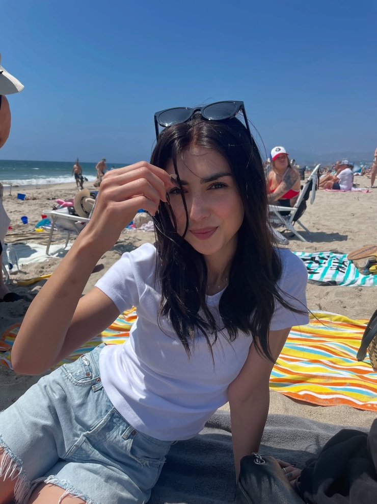 Alexa Mansour Alexa Mansour