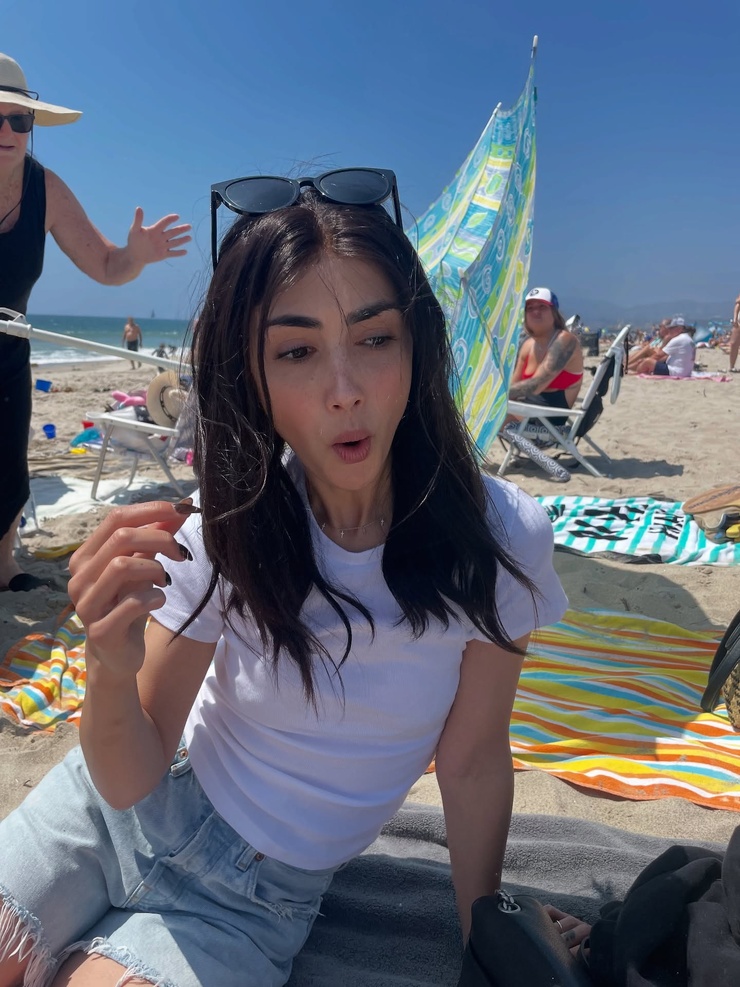 Alexa Mansour Alexa Mansour