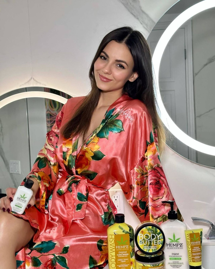 Victoria Justice Victoria Justice