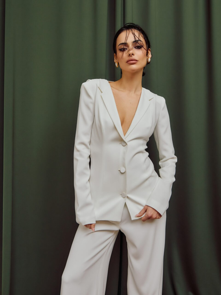 Aubri Ibrag