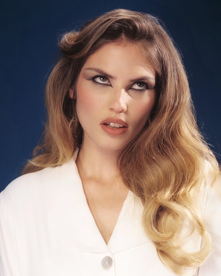 Angelina Jesson