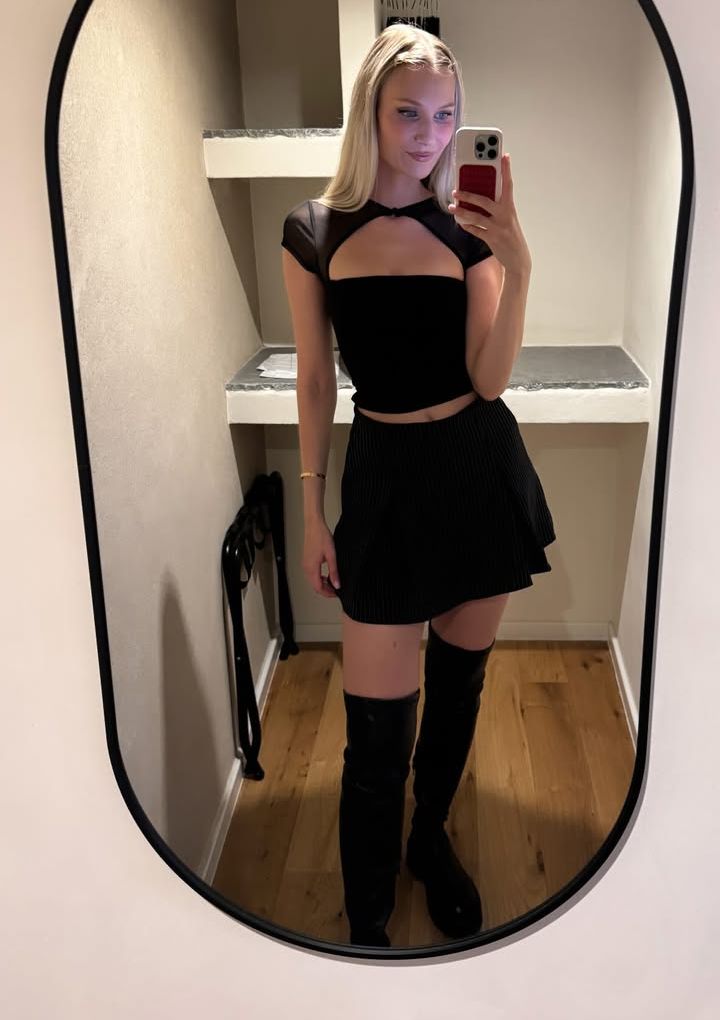Carolin Niemczyk Carolin Niemczyk