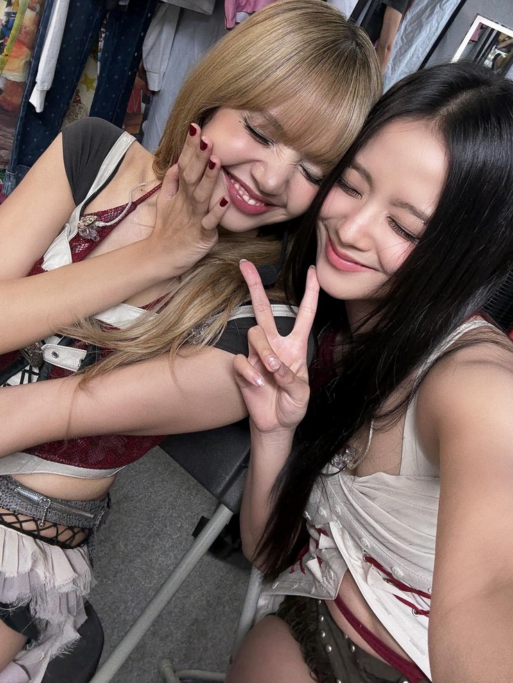 Black Pink